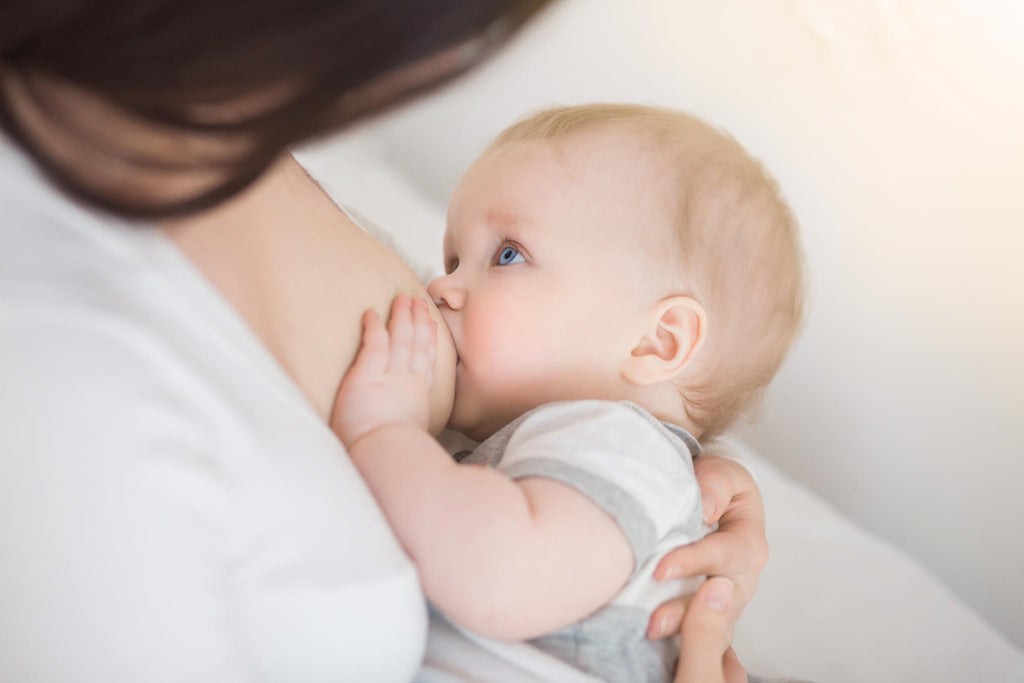Weaning your Baby off of Breastfeeding - How to Guide!